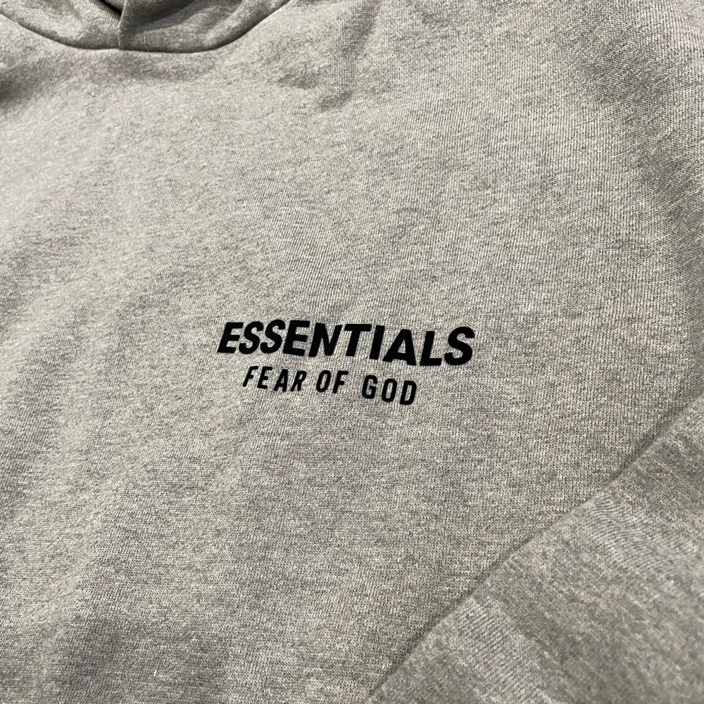 Fear of God Essentials Hoodie Heather grey FW24 Size L Heavyweight Fleece - Picture 2 of 4